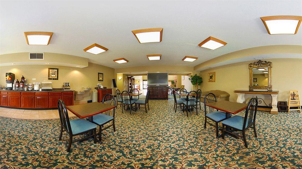 Comfort Suites Auburn Near I-69 Εξωτερικό φωτογραφία