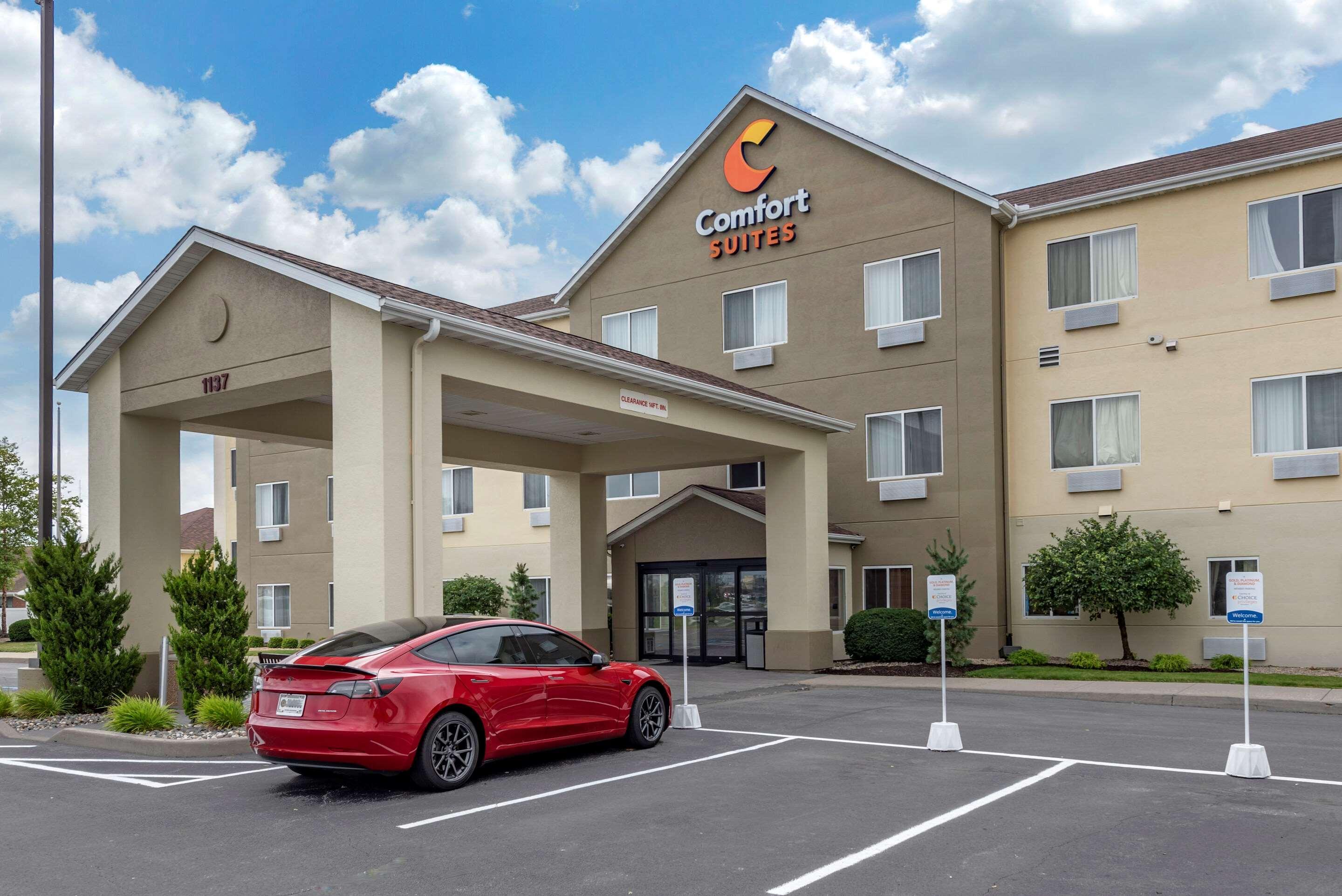 Comfort Suites Auburn Near I-69 Εξωτερικό φωτογραφία